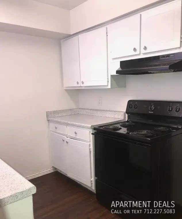 6012 Bissonnet Street, Houston, TX 77081 photo 3