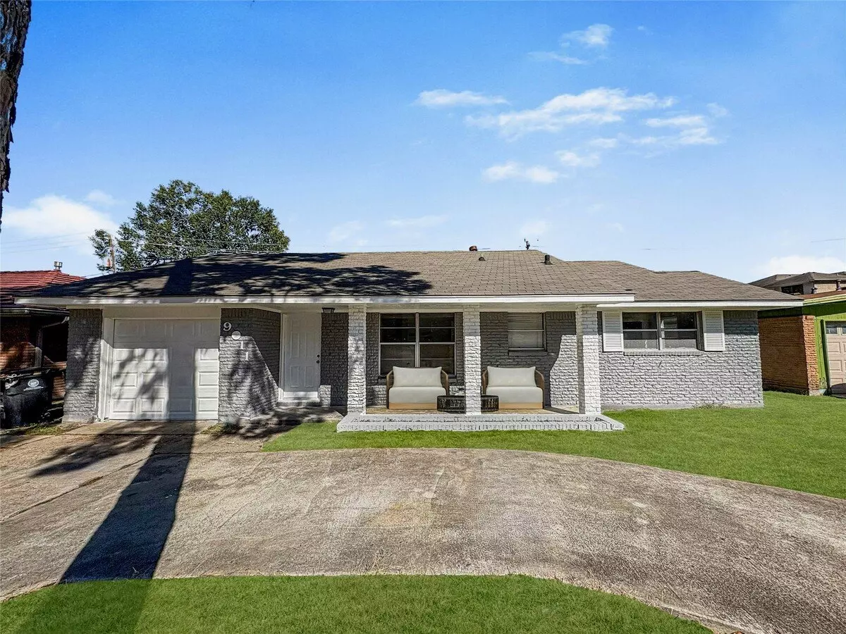 9011 Parkette Drive, Houston, TX 77078 photo 4