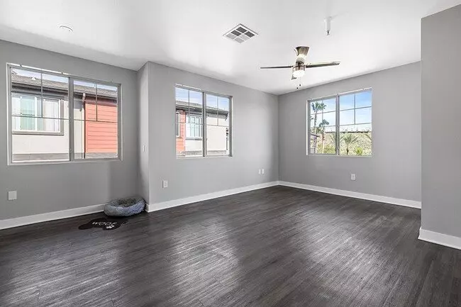 1698 Hermann Drive, Houston, TX 77004 photo 2