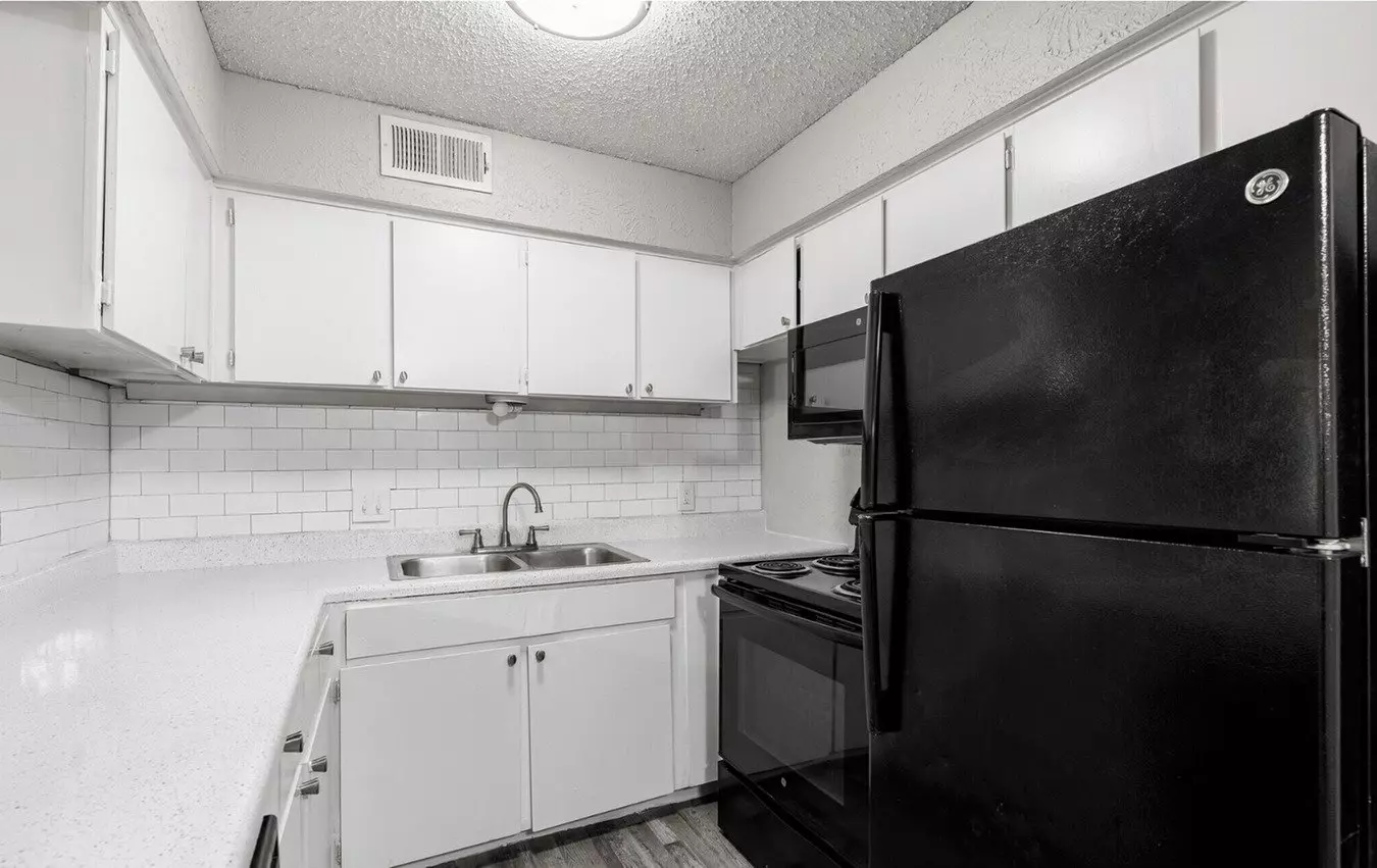 Arbor Park Apartments photo 2