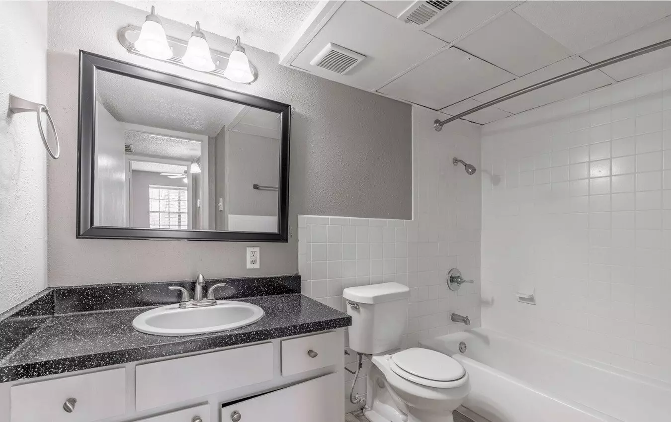 Arbor Park Apartments photo 3
