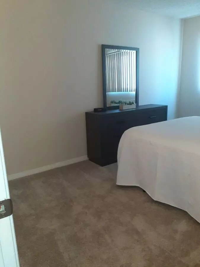 Ready For Move In 2 Bedroom photo 5