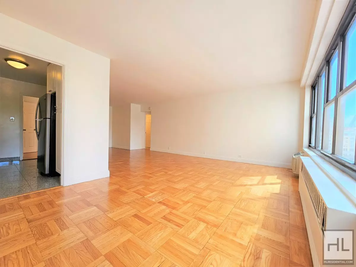 145 4th Avenue photo 4