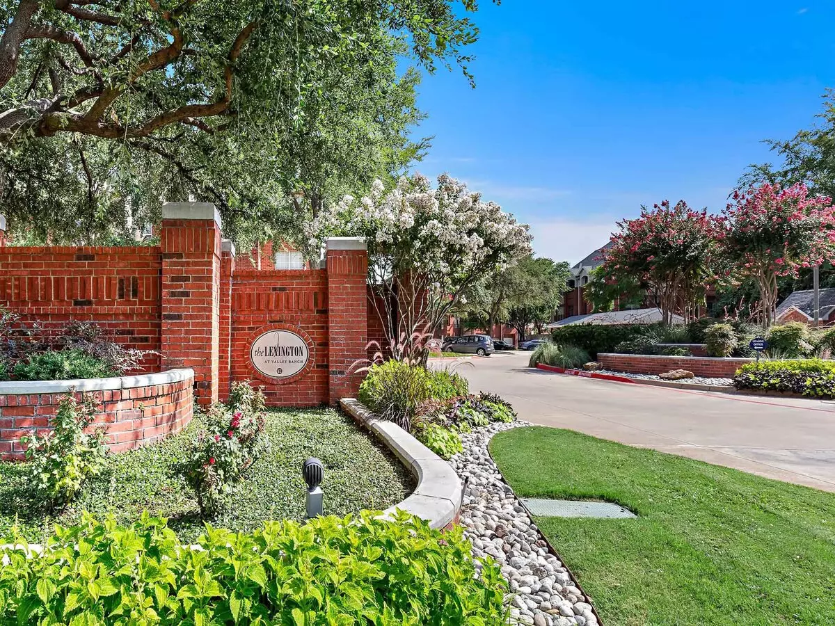 Lexington at Valley Ranch photo 2