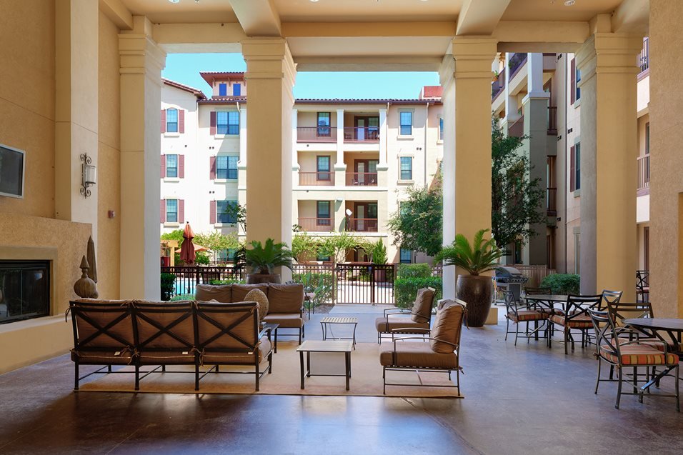 Monterra Las Colinas Apartments photo 5