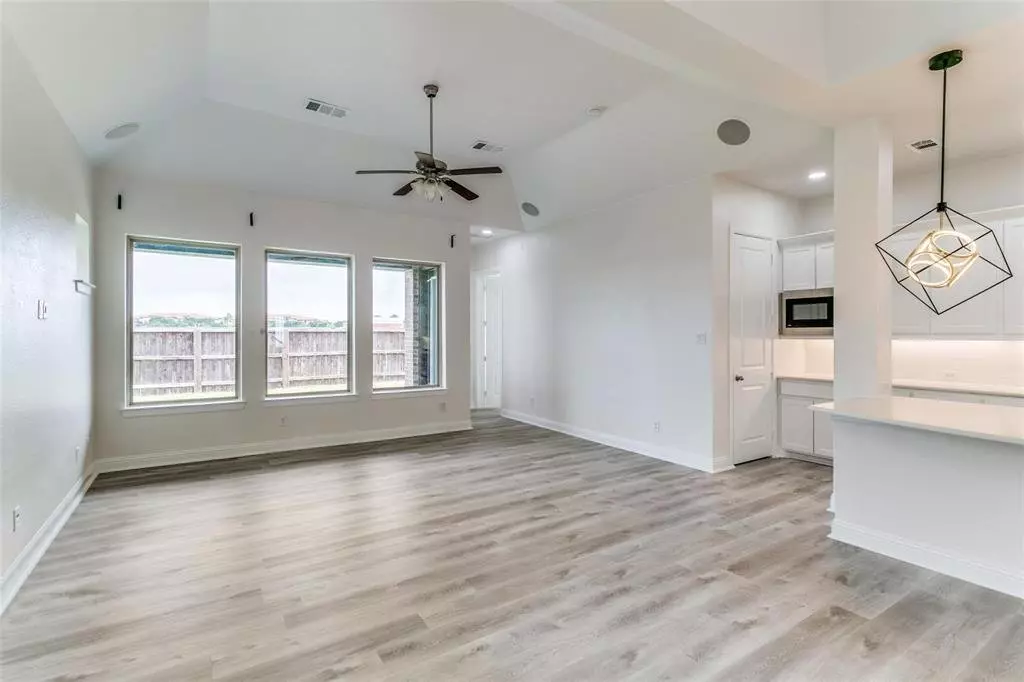 523 Paddock Way, Irving, TX 75039 photo 5