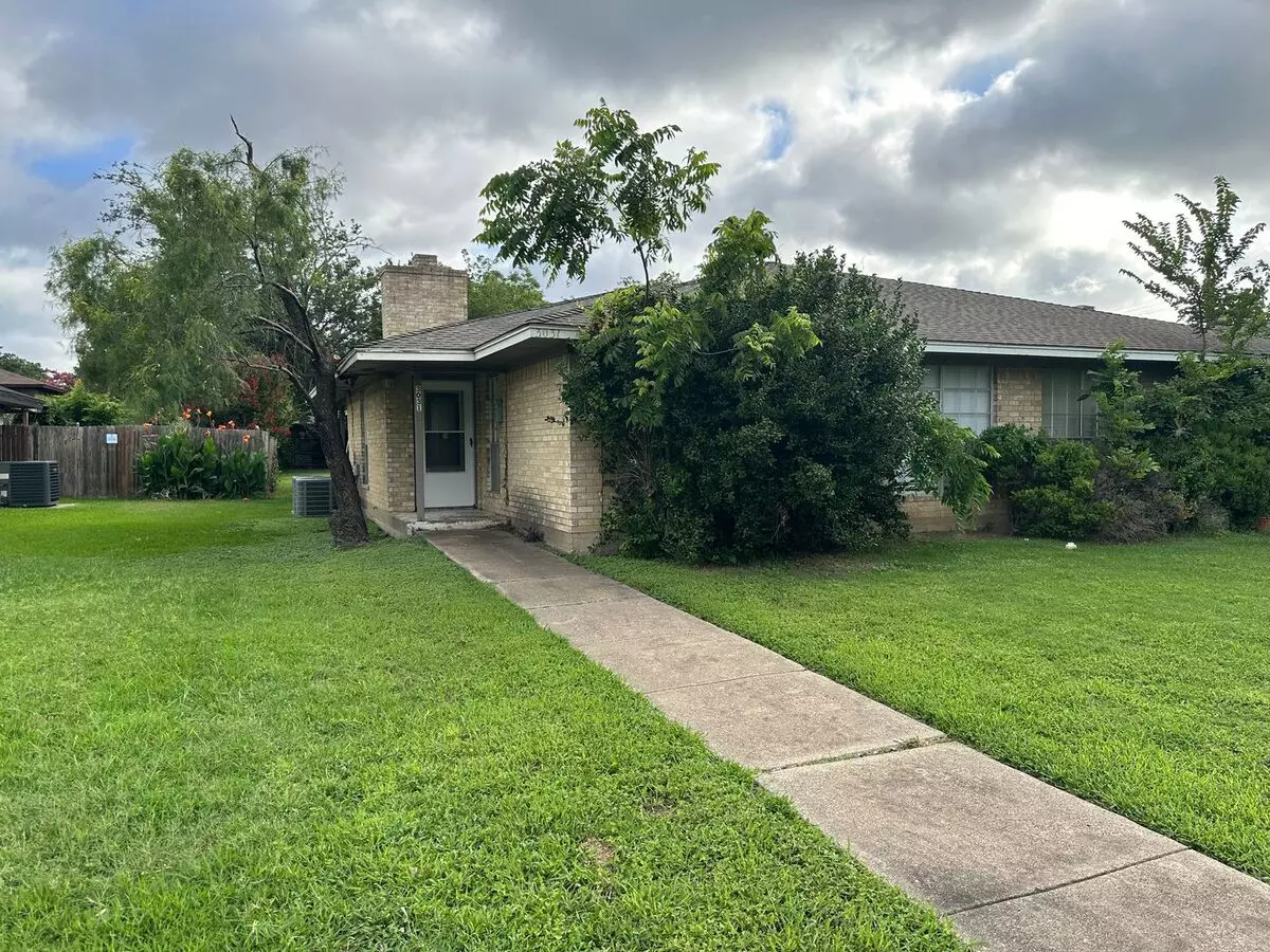 3031 Medina Street, Irving, TX 75061 photo 3