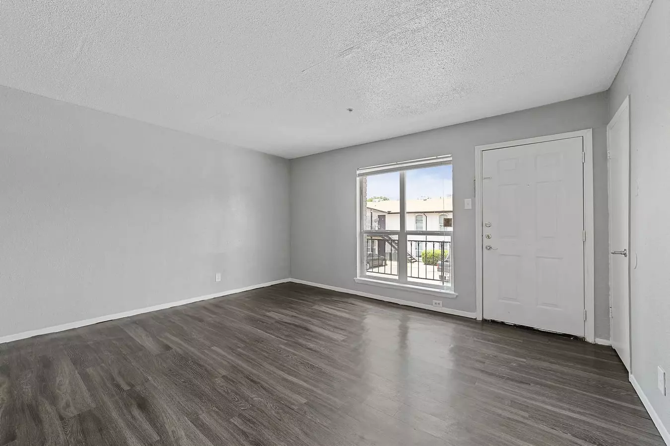Sierra Heights Apartments photo 4