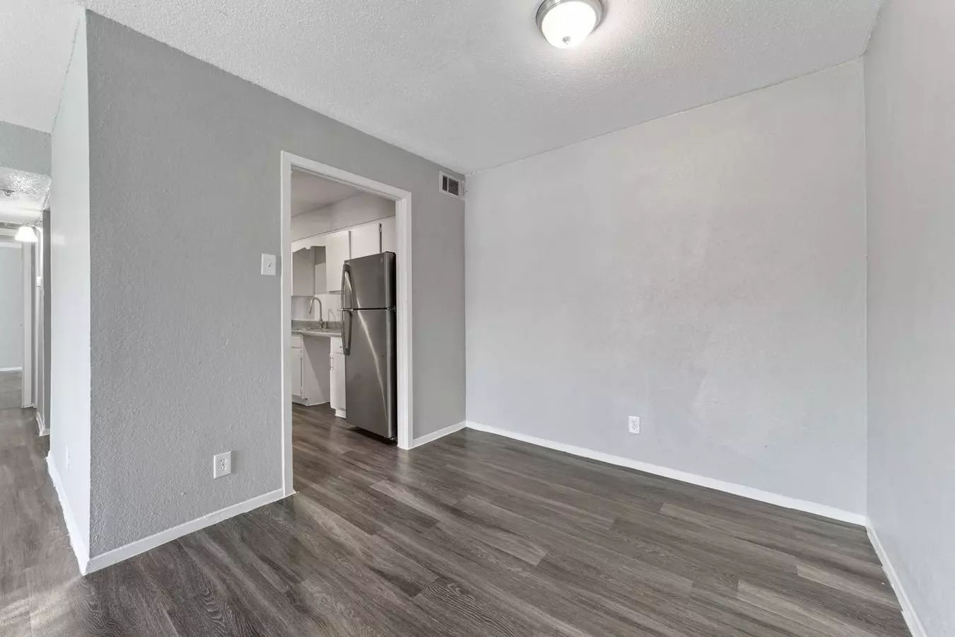 Sierra Heights Apartments photo 3