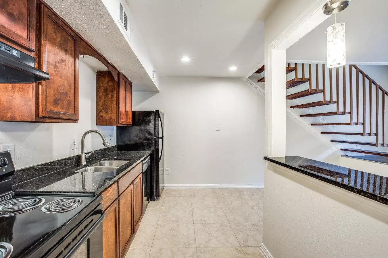 Tucasa Townhomes photo 2