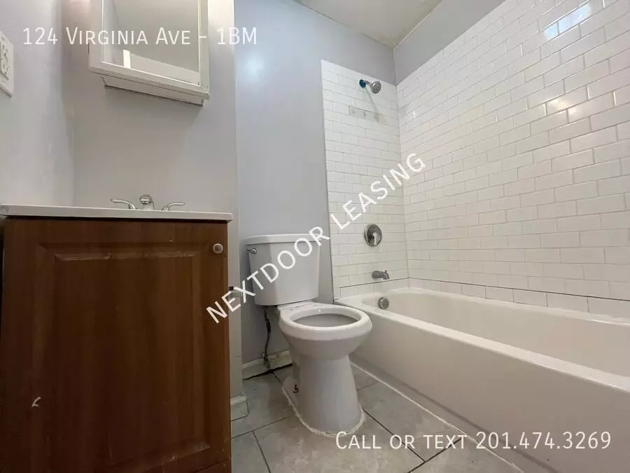 122 Virginia Avenue photo 4