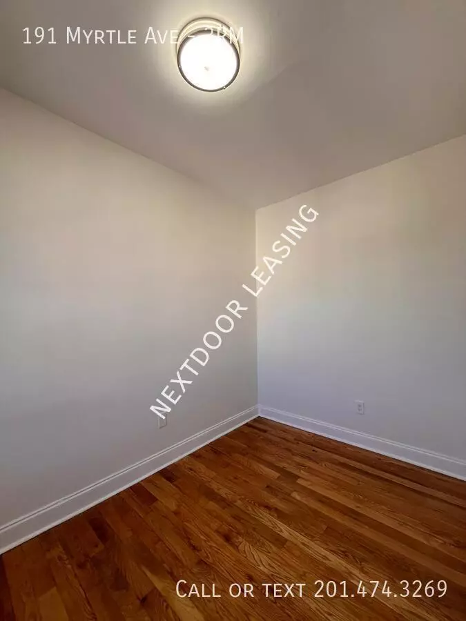 191 Myrtle Avenue photo 5