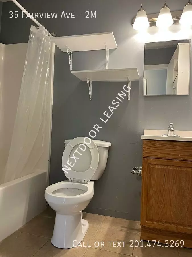 35 Fairview Avenue photo 5