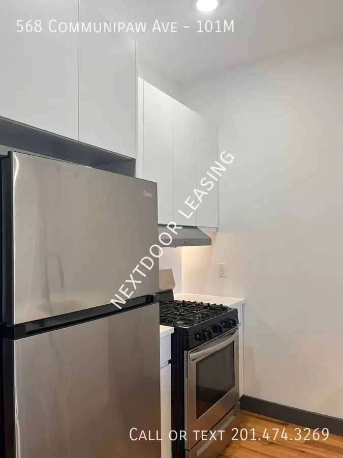 568-572 Communipaw Avenue photo 4