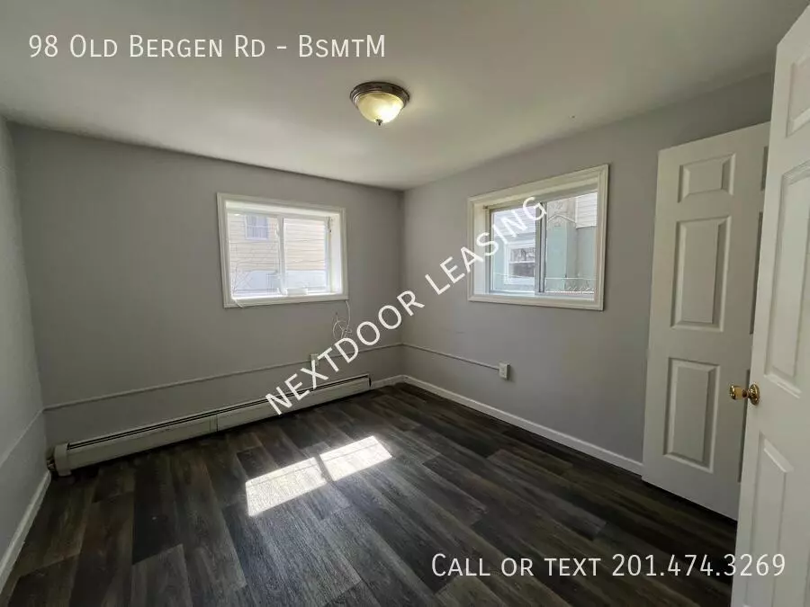 98 Old Bergen Road photo 5