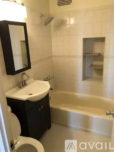 225 Saint Pauls Avenue photo 3