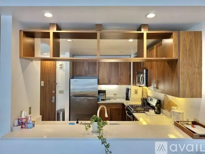 20 Newport Parkway photo 3
