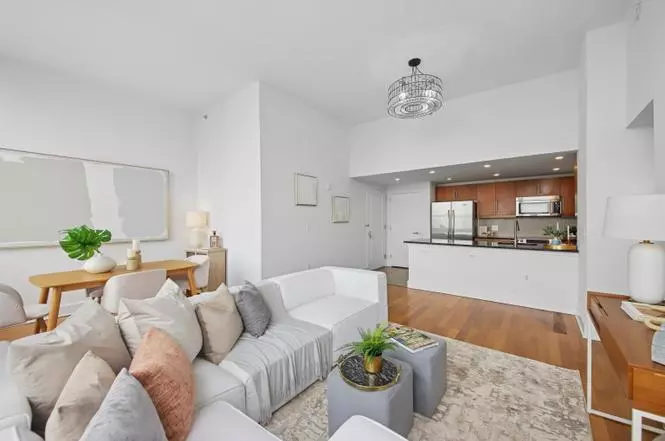 Spacious One Bedroom photo 5
