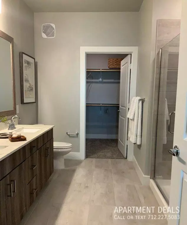 23812 Colonial Parkway, Katy, TX 77493 photo 2
