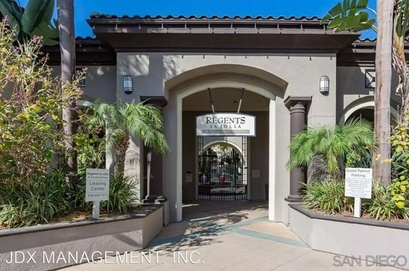 9293 Regents Rd San Diego, CA 92037 photo 3