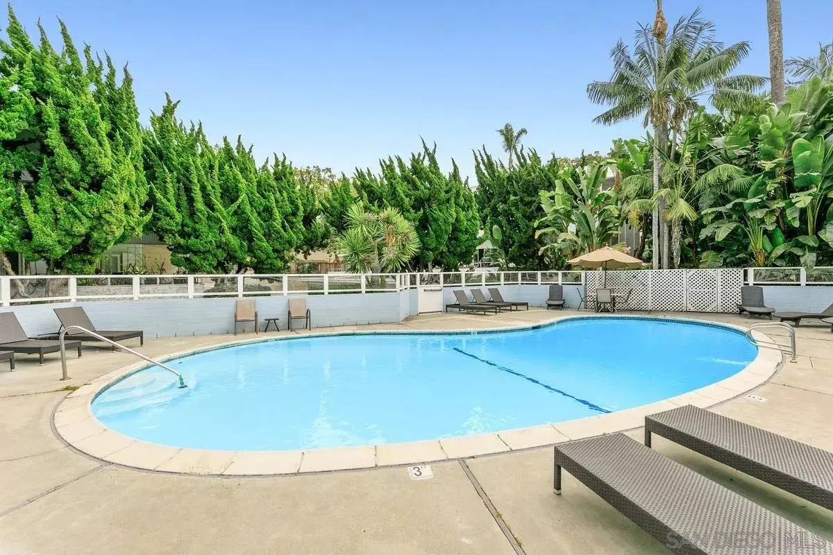 2368 Torrey Pines Road, #59 - 59 photo 5