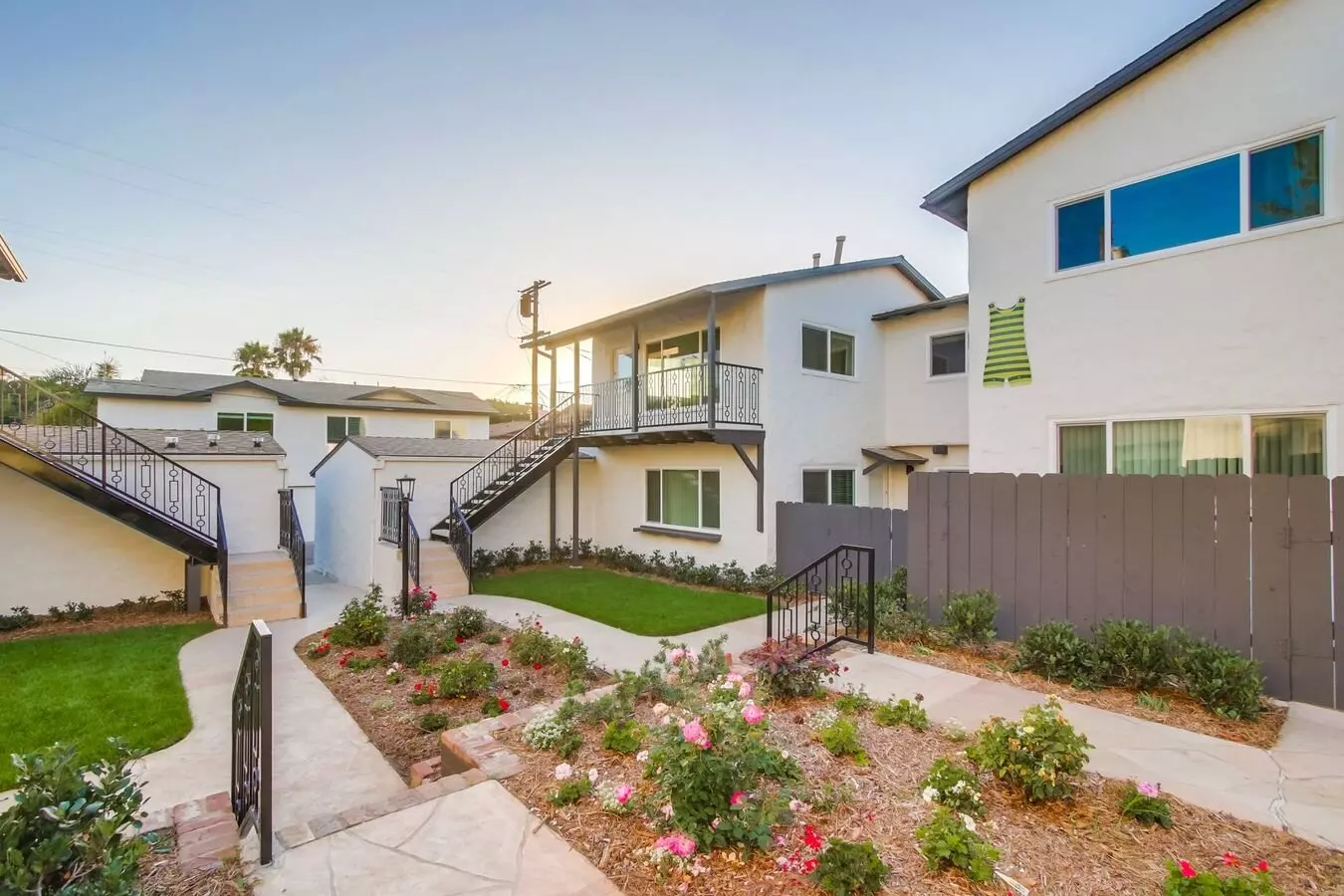 The Leland – Luxury Interiors. Coastal Energy. Fully Pet-friendly Living In La Jolla. photo 2