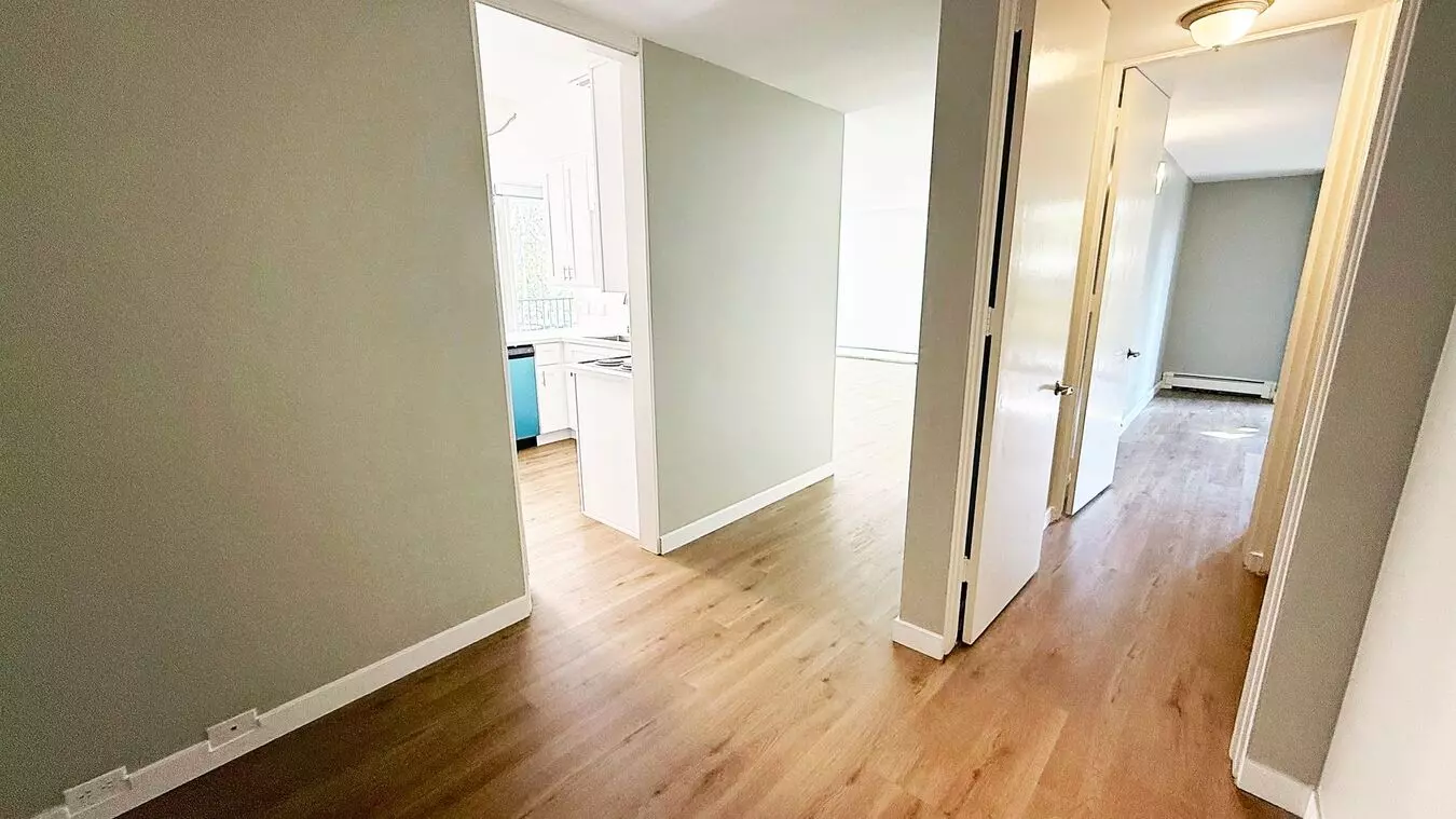 8111 Camino Del Oro photo 5