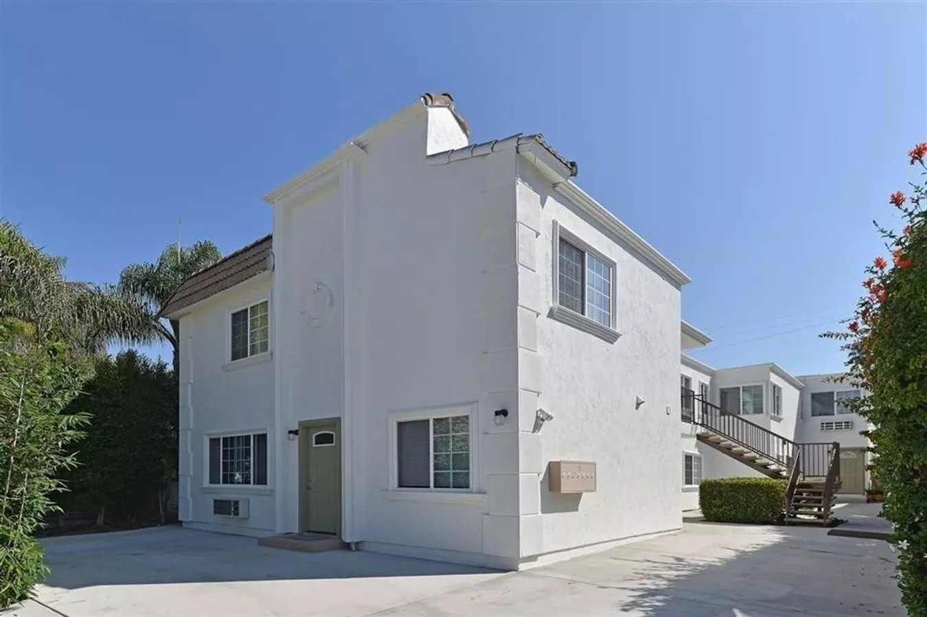 Luxury One Bedroom Apartment In La Jolla Village! Shared Garage Parking! Ac! Washer &amp; Dryer! photo 4