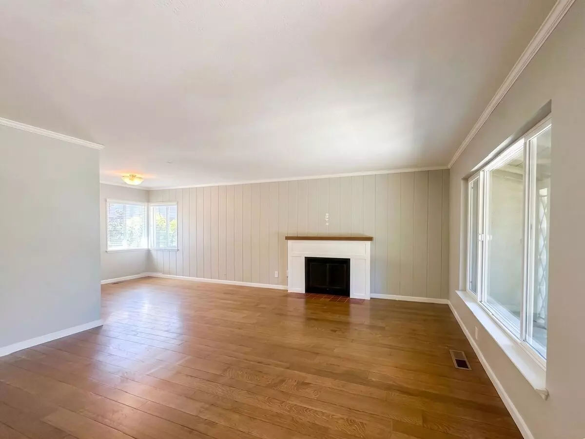 Charming 3 Bedroom, 1 Bath Single Level Home In Lafayette-move In Ready! photo 2