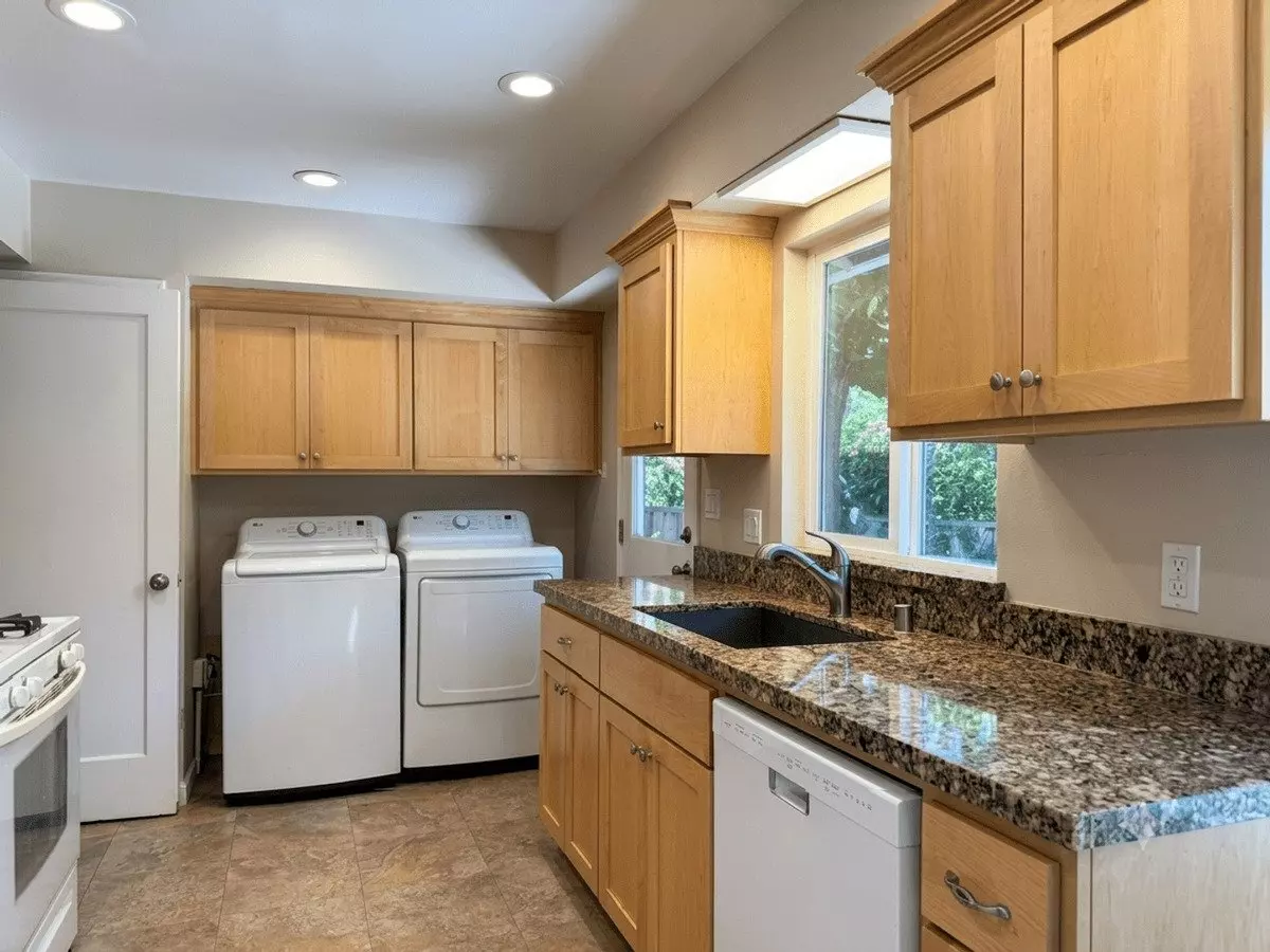 Charming 3 Bedroom, 1 Bath Single Level Home In Lafayette-move In Ready! photo 4