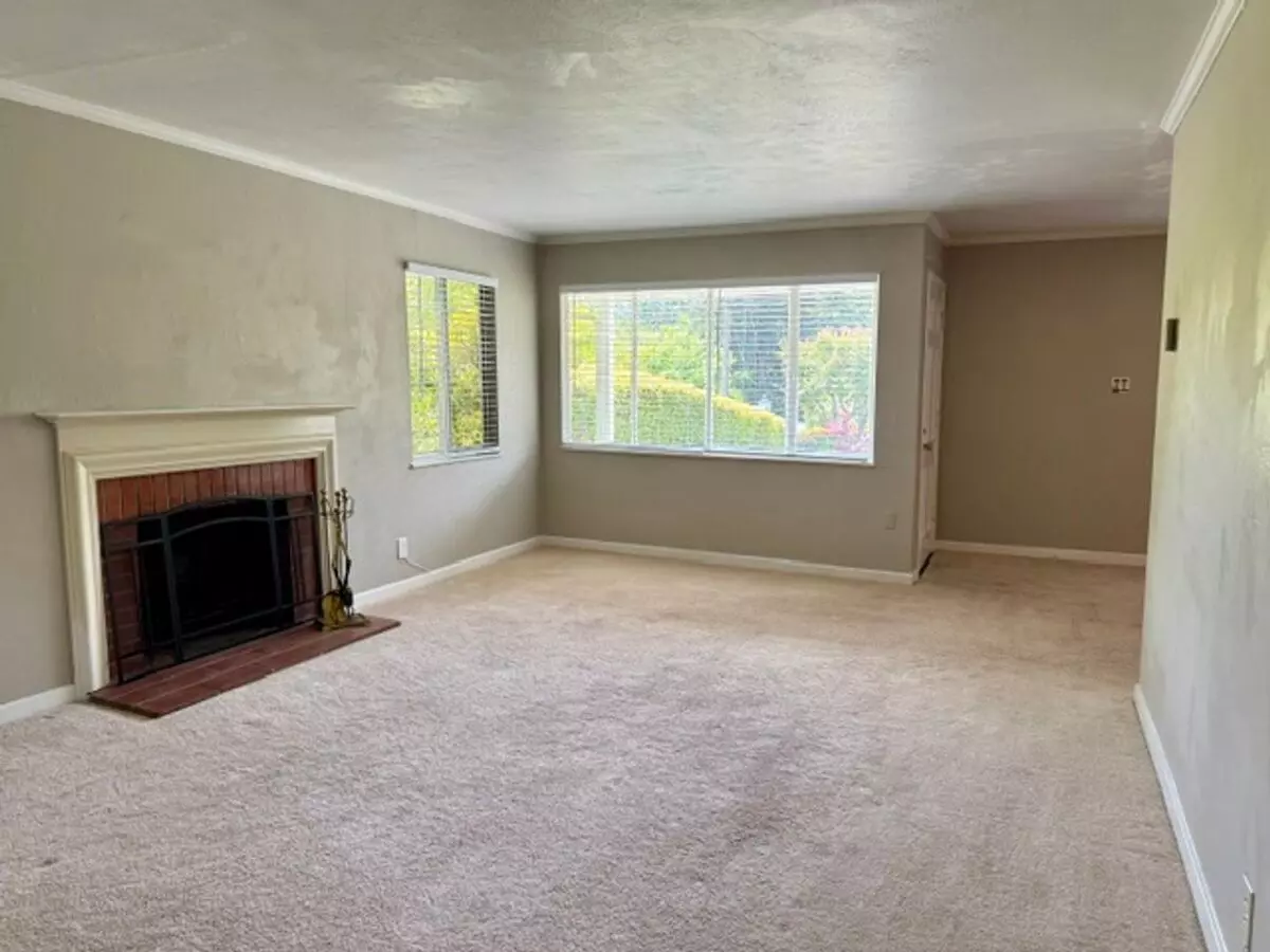 Charming Single Level 3 Bedroom 2 Bath Lafayette Home Now Available For Move In! photo 2