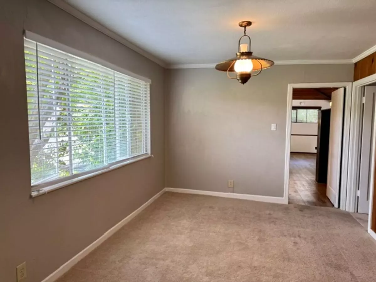 Charming Single Level 3 Bedroom 2 Bath Lafayette Home Now Available For Move In! photo 4