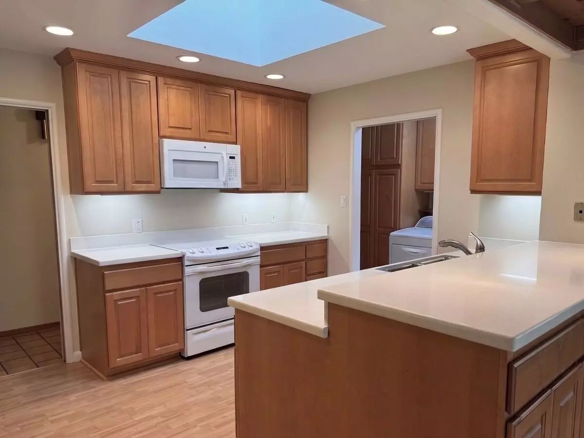 Charming Single Level 4 Bedroom, 2 Bath Lafayette Home-move In Ready! photo 5