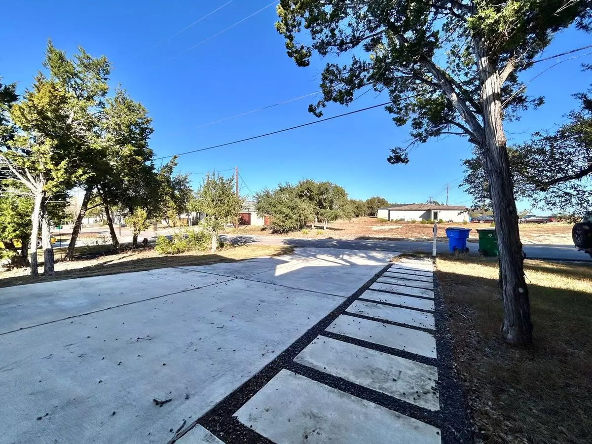 4300 Lindberg Ln Leander, TX 78645 photo 3