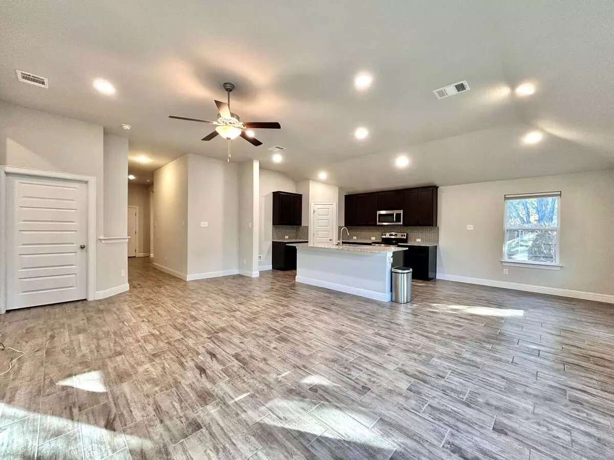 4300 Lindberg Ln Leander, TX 78645 photo 5