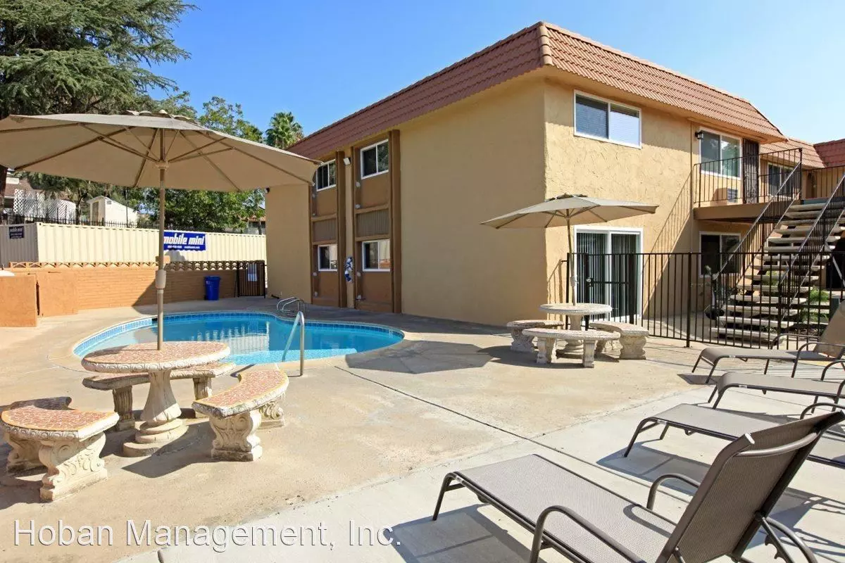Mapleview Apt. Homes photo 5