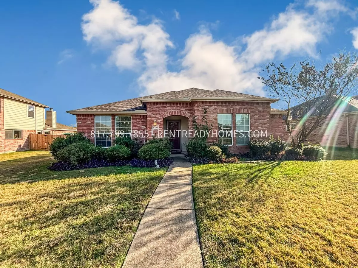 1326 Pennsylvania Avenue, Lancaster, TX 75134 photo 3