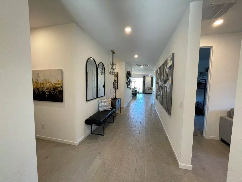 5632 West Walatowa Street, Laveen, AZ 85339 photo 3