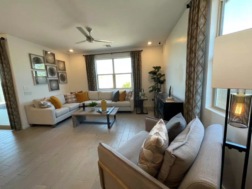 5632 West Walatowa Street, Laveen, AZ 85339 photo 5