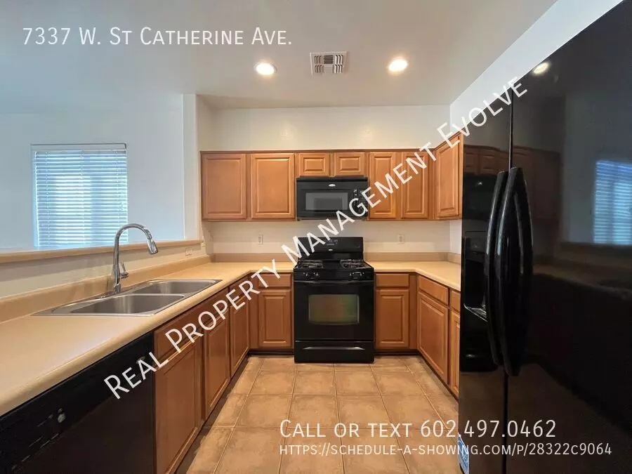 7337 W St photo 5