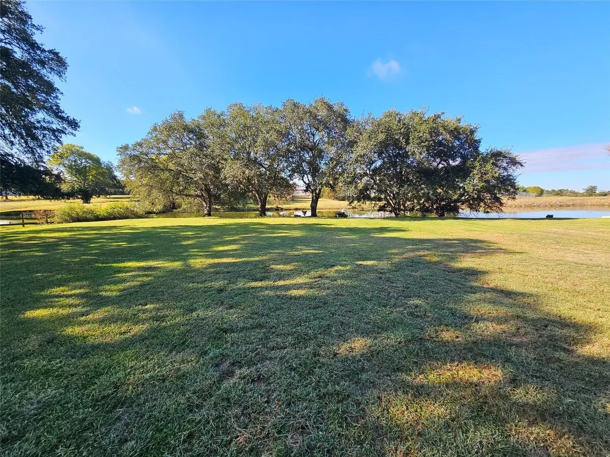 603 Landrum Avenue, League City, TX 77573 photo 3