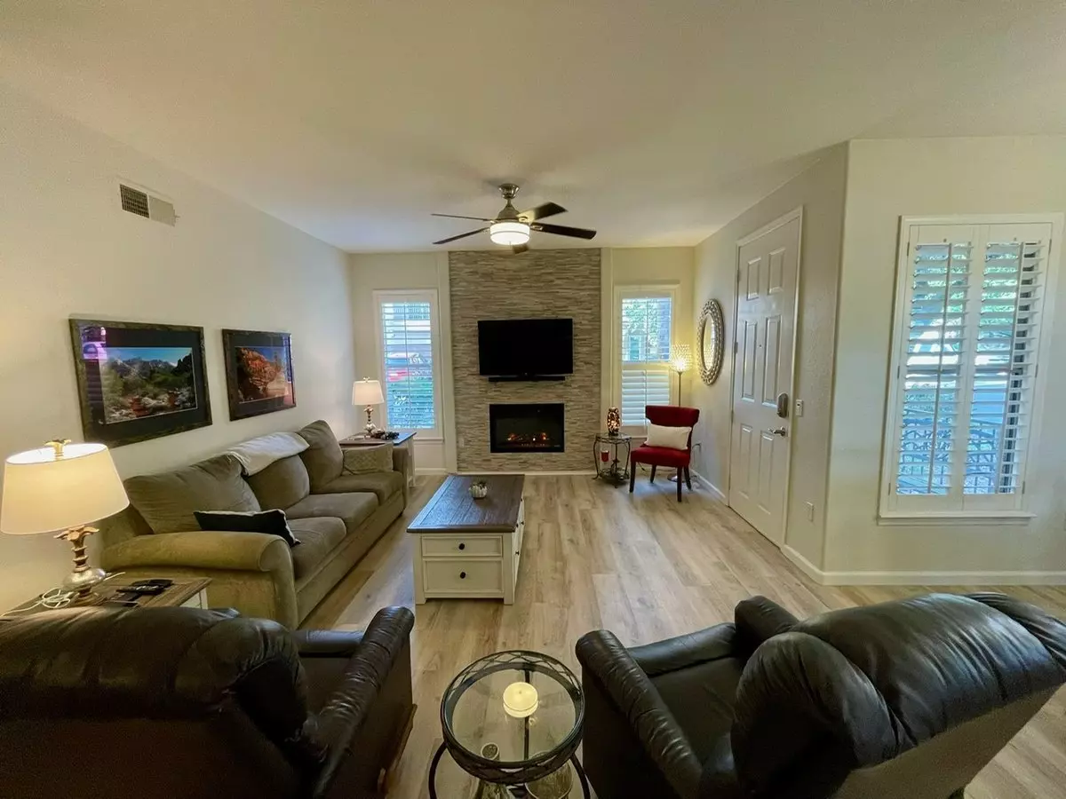 14250 W WIGWAM Boulevard photo 4