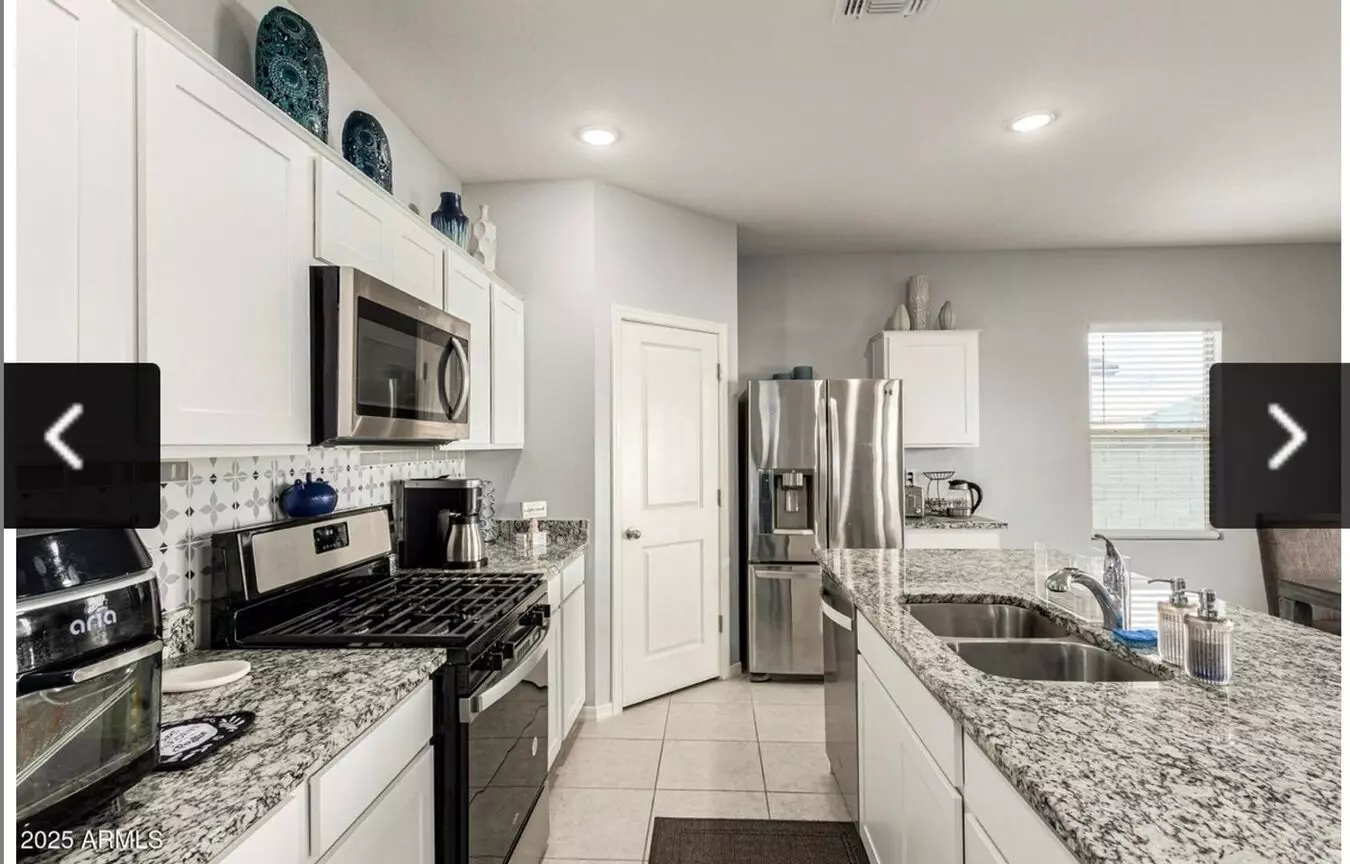 19224 W Pierson St Litchfield Park, AZ 85340 photo 4