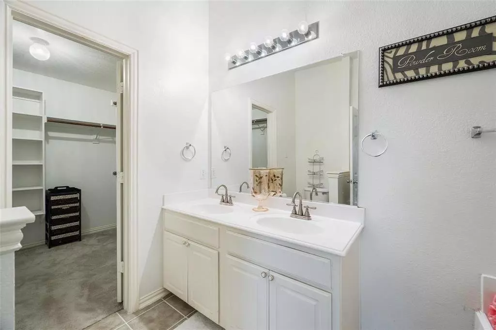 2701 Evening Mist Drive, Little Elm, TX 75068 photo 5