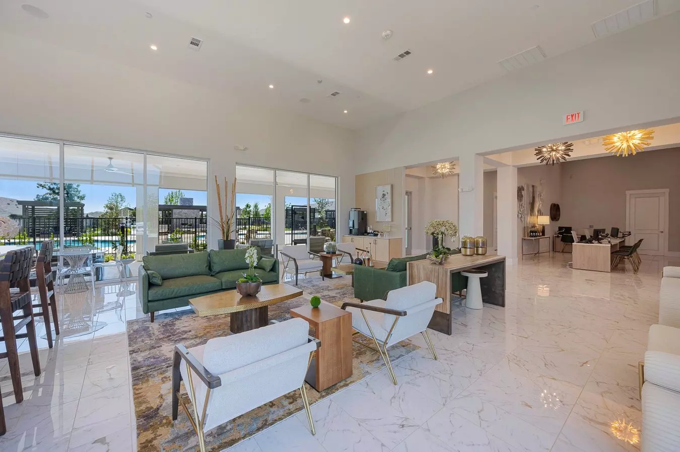 Mansions at Oak Point photo 3