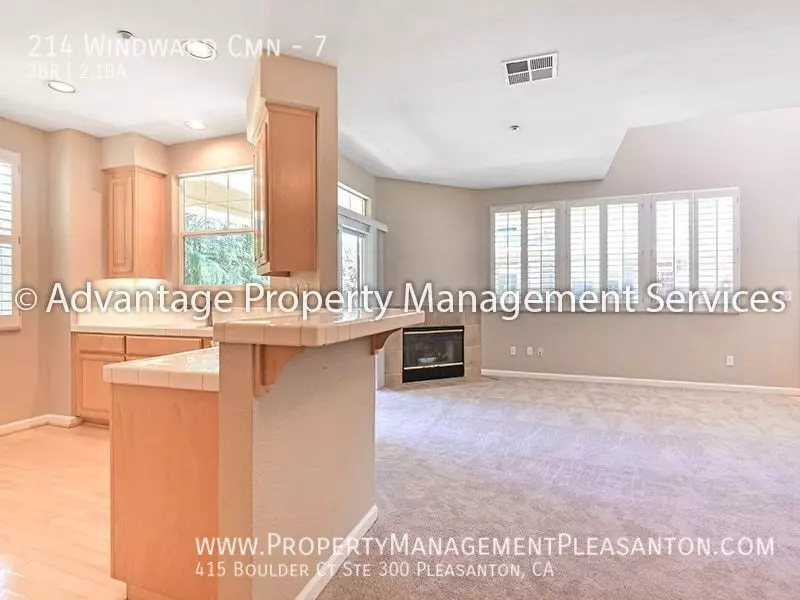 214 Windward Cmn photo 3
