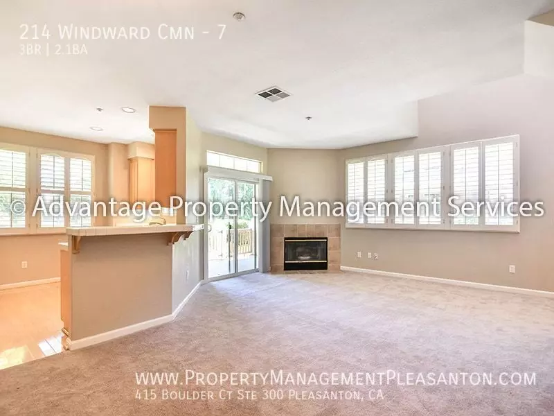 214 Windward Cmn photo 2