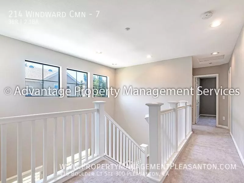 214 Windward Cmn photo 5