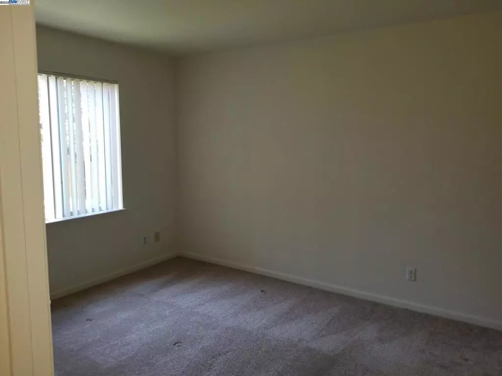 4687 Nicol Common, Livermore, CA 94550 photo 2