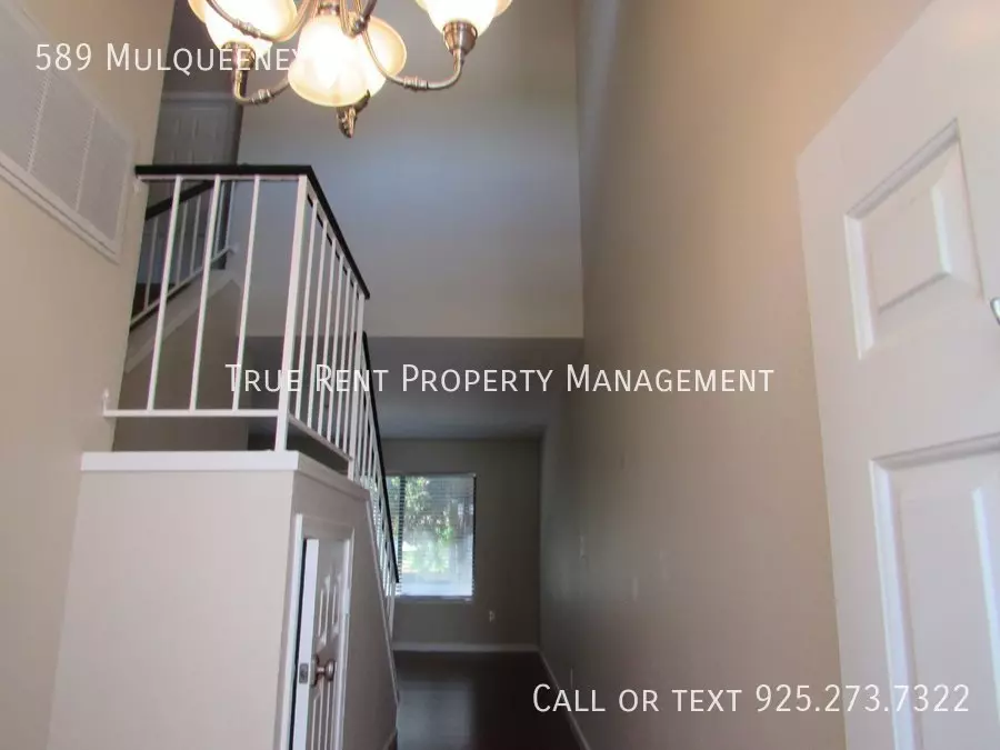 589 Mulqueeney Street, Livermore, CA 94550 photo 3
